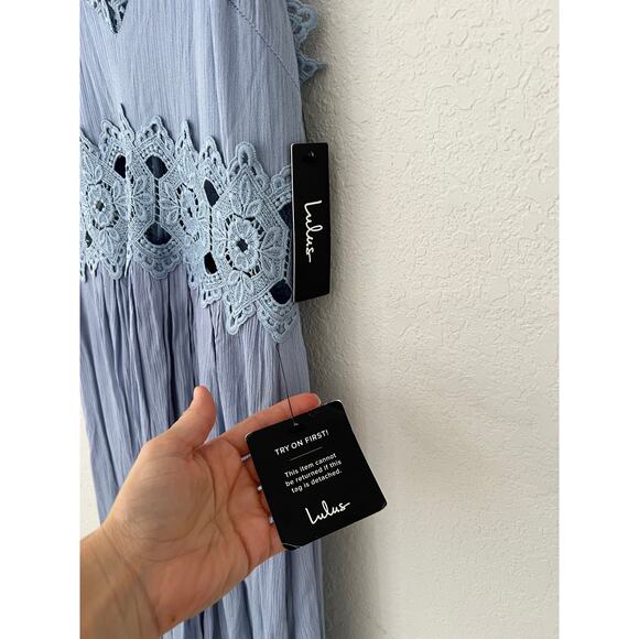 Lulus Lacey maxi dress- floor length lace detail- spaghetti strap small size - Picture 2 of 5